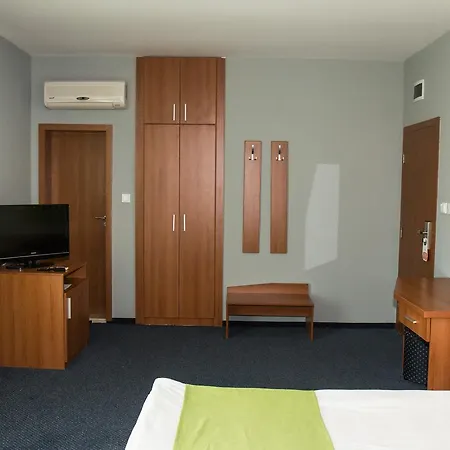 Szálloda Arena 3*